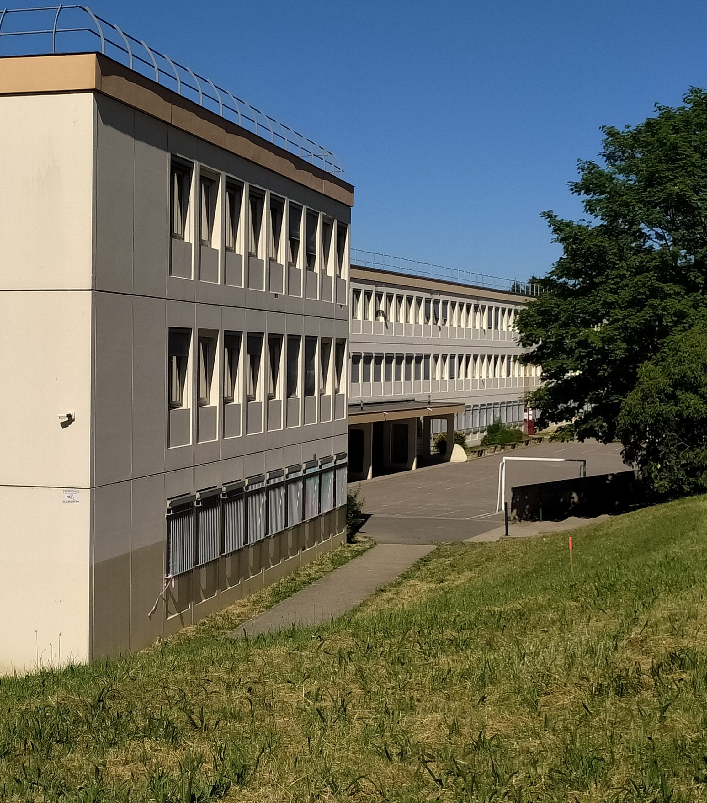 RENTRÉE Calendrier 2022 Collège Pierre Brossolette RENTRÉE Calendrier 2022 Collège Pierre Brossolette